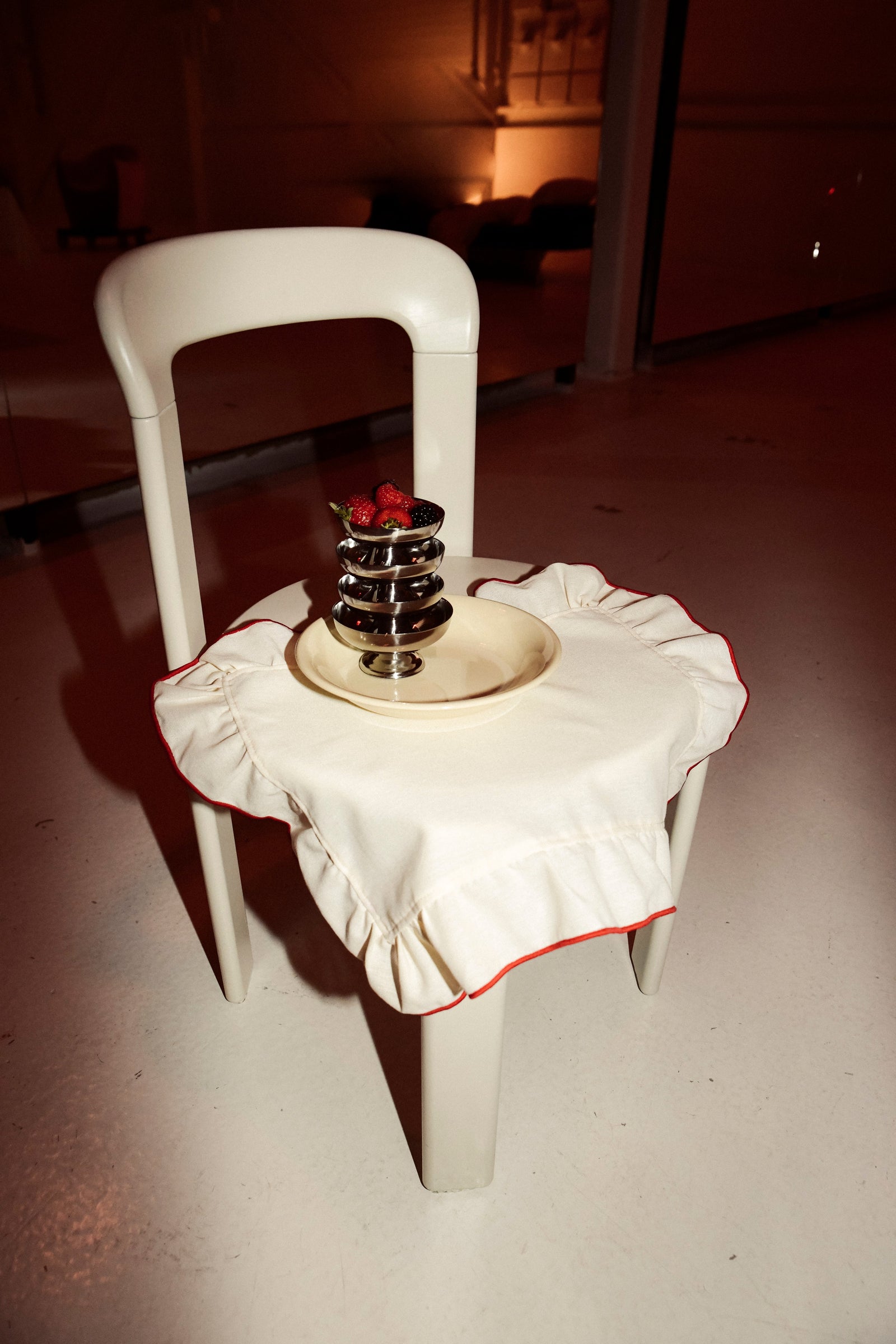 Placemats Frills Creme/Red Linen Blend - Set of 2