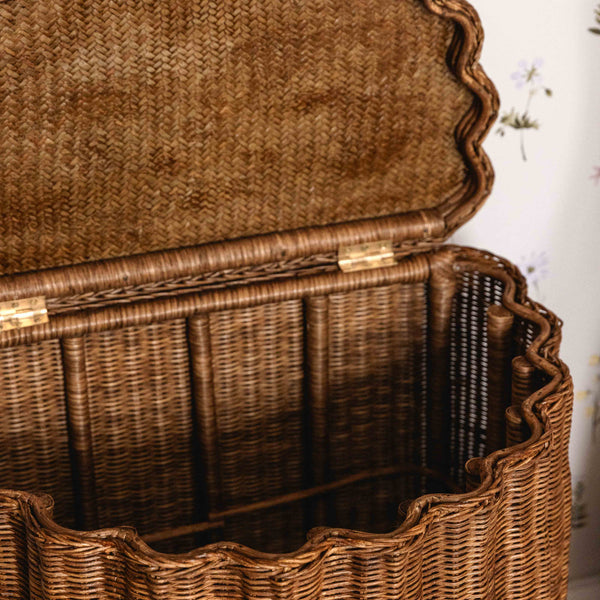 Shell Side Table / Laundry Basket