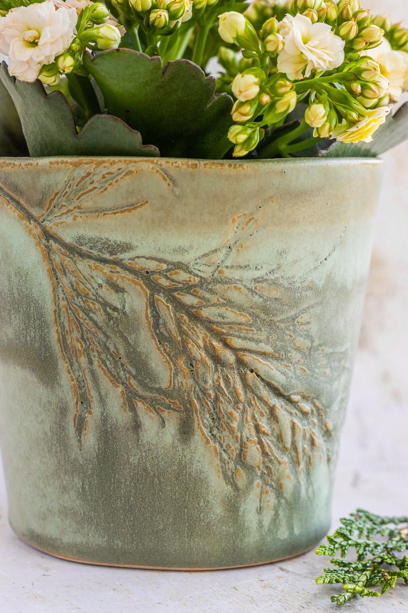 Hall Park Large Plant Pot