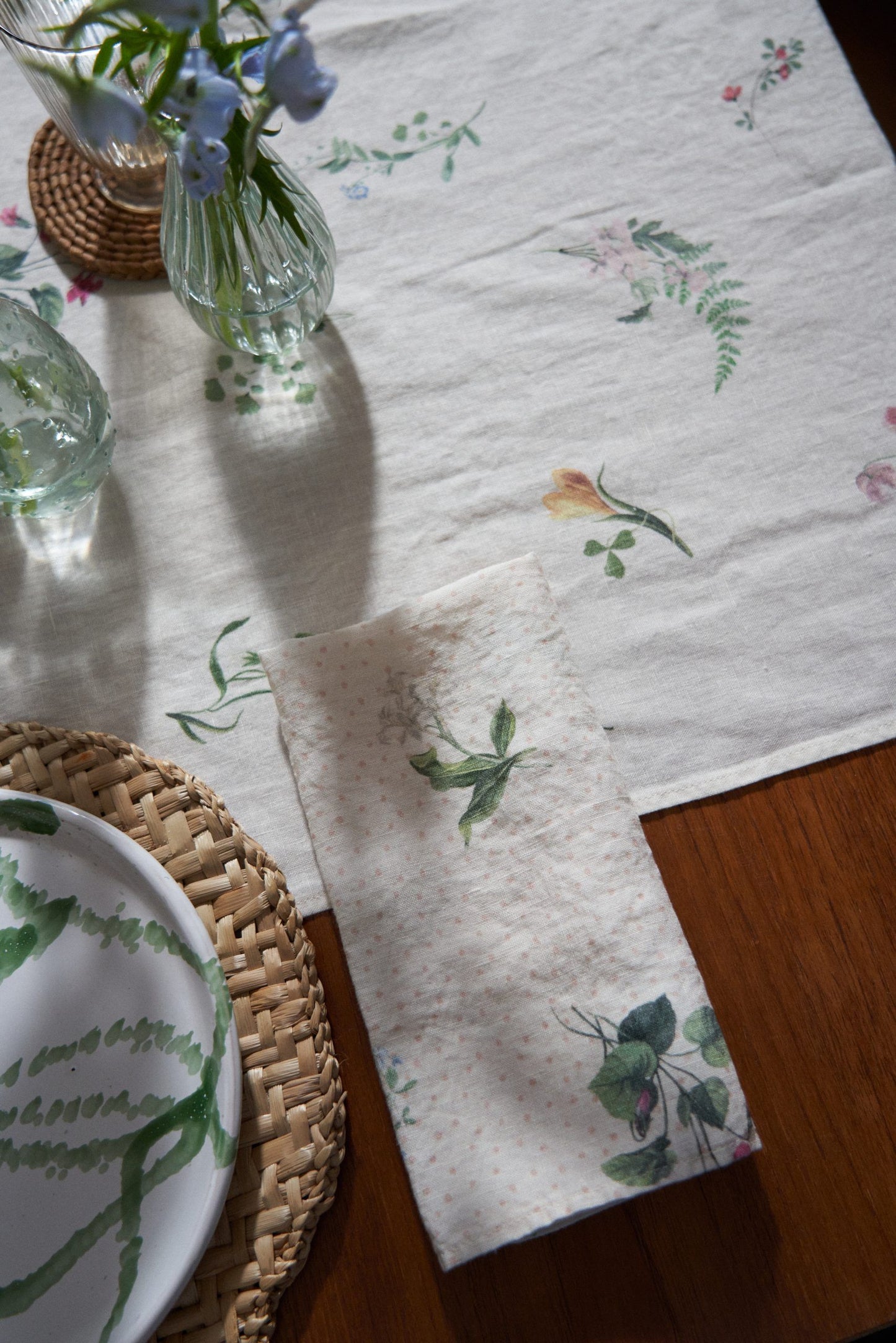 Signs of Spring Spot Linen Napkin