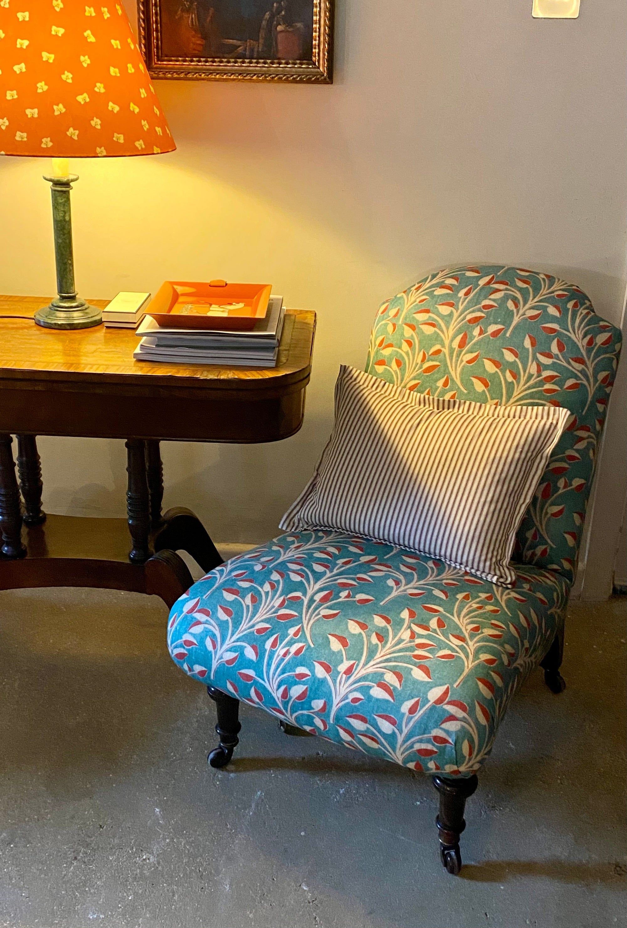 GUY – Antique Slipper Chair in Robert Kime Fabric