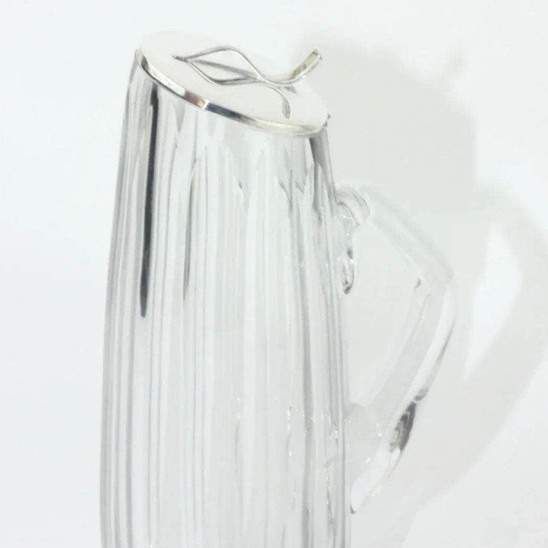 Minimalist Pitcher