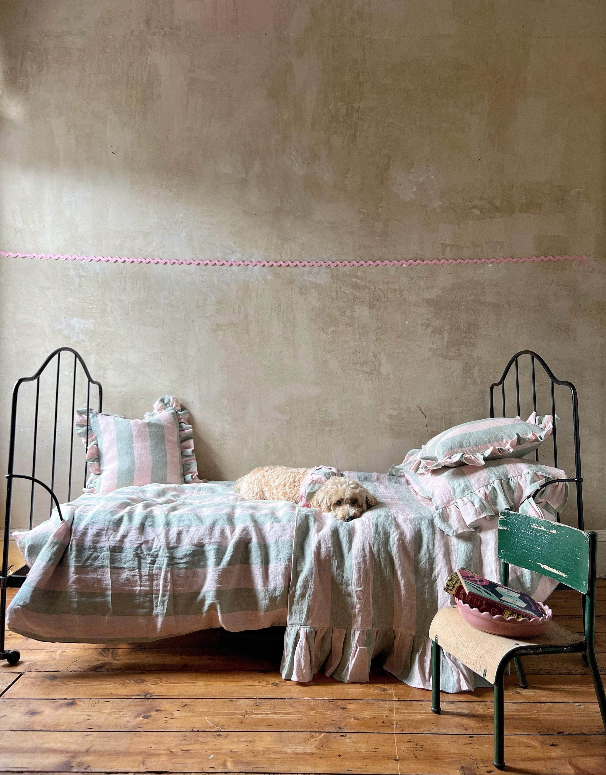 Ruffle Cushion in Gelato