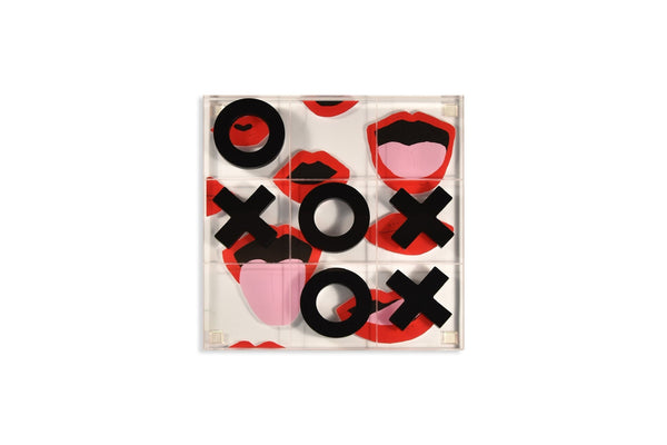 Kiss me Tic Tac Toe-