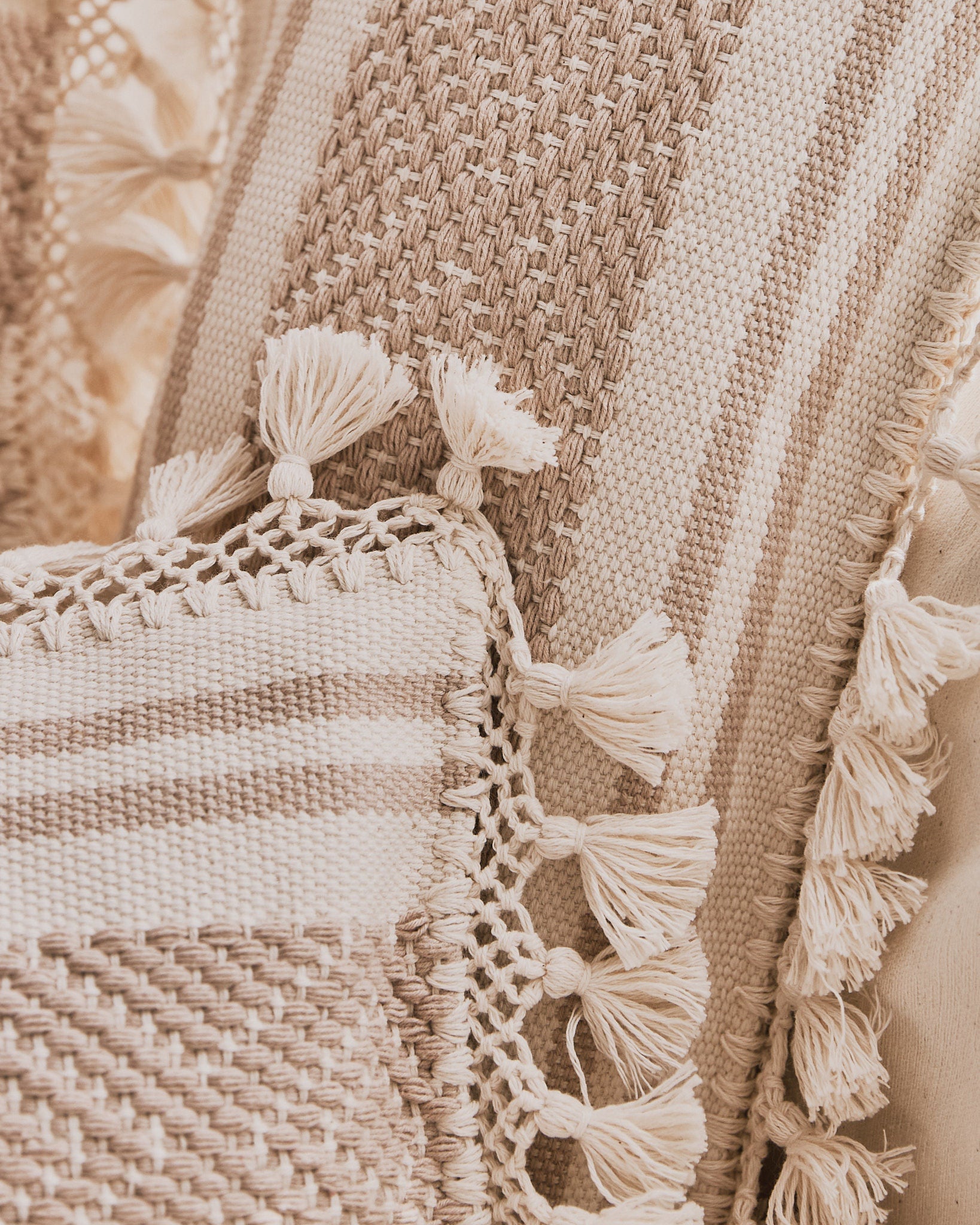 Beige Rayas - Cushion Cover