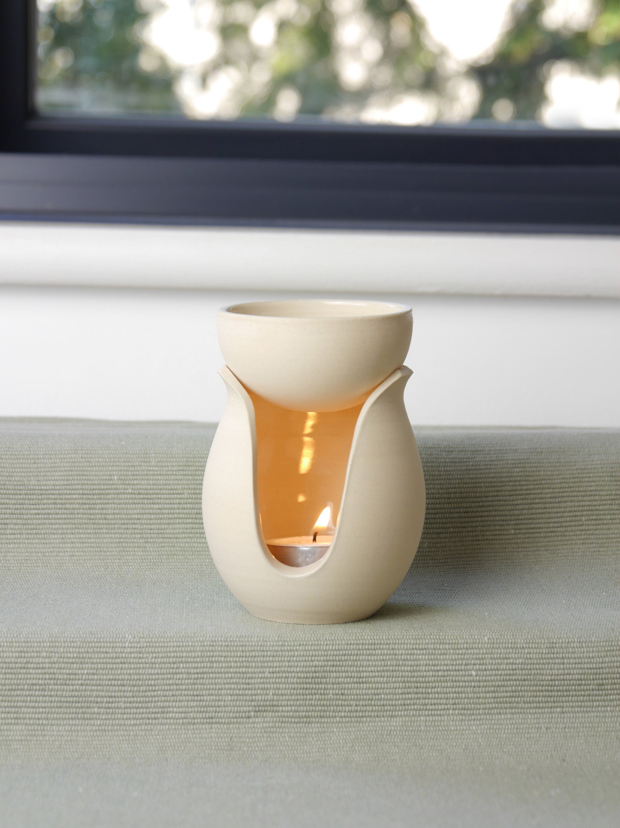 Oil Burner, Chalk