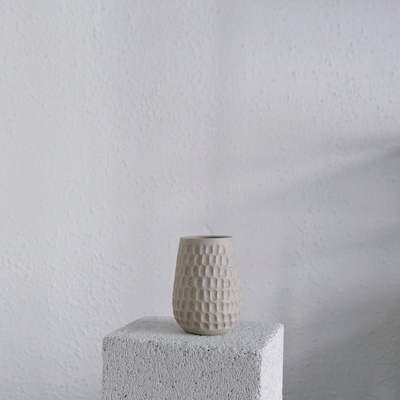 Alejandra - Ceramic Mini Vase - Kufstein Wild Clay