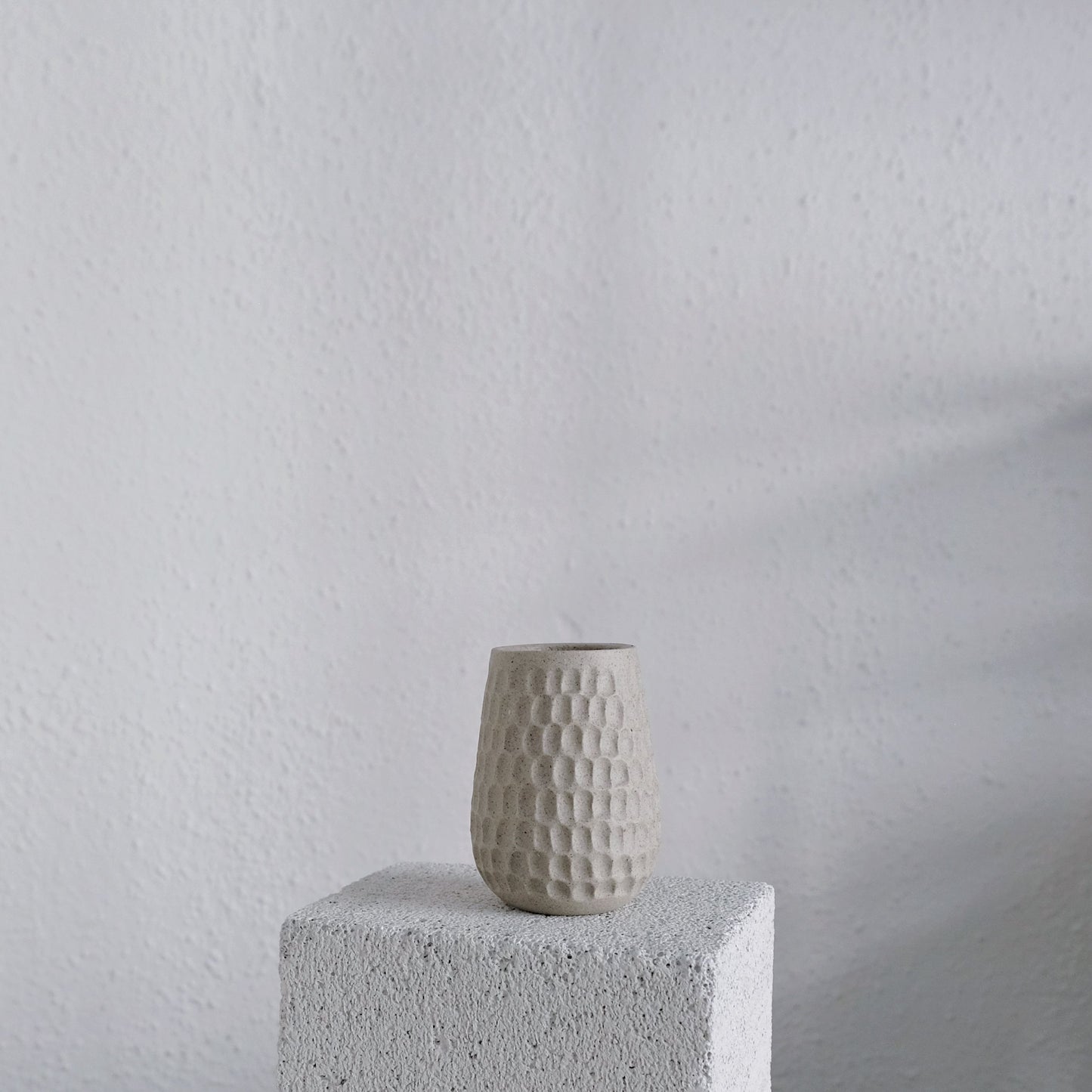 Alejandra - Ceramic Mini Vase - Kufstein Wild Clay
