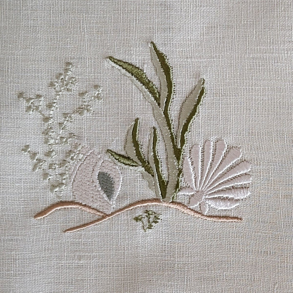 CORAL - Coral Embroidery Linen Bath Towels (set of 2)