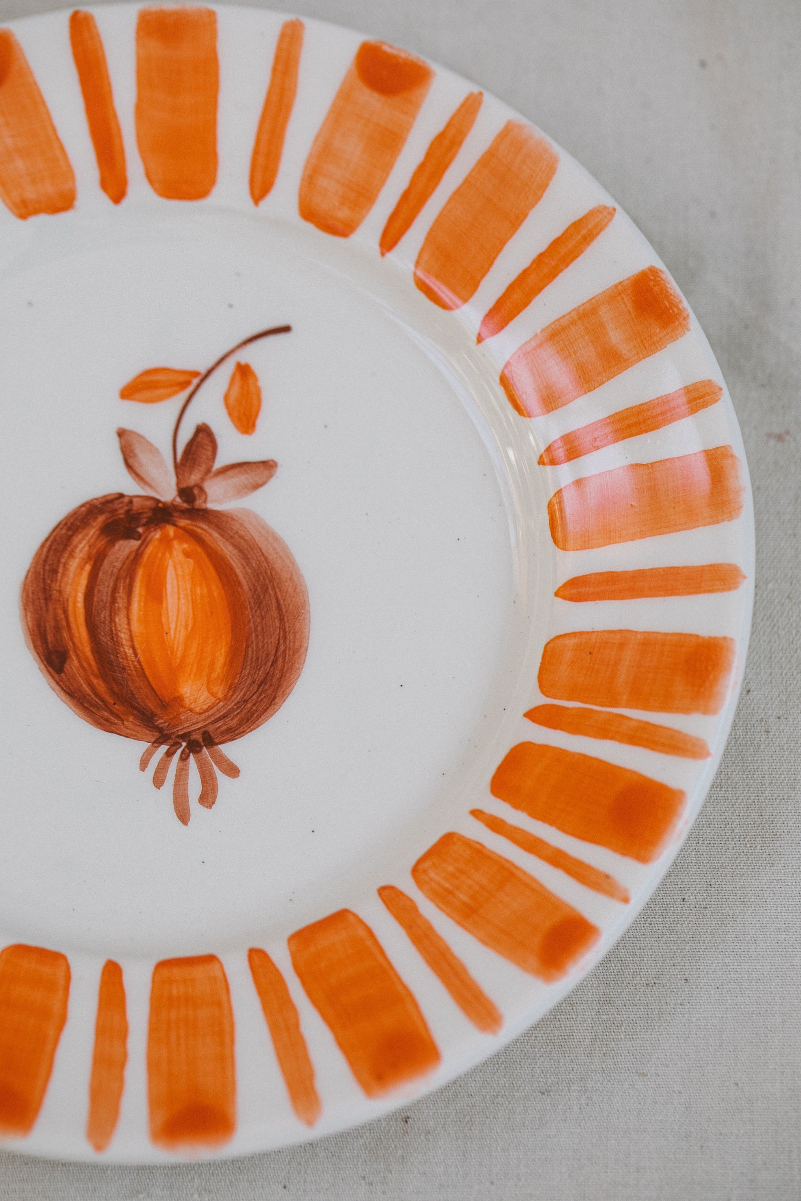 Orange Serving Plate – The Portuguese Chitas