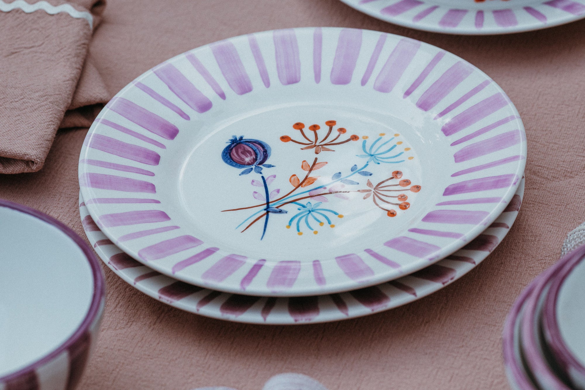 Lilac Dinner Plate – The Portuguese Chitas