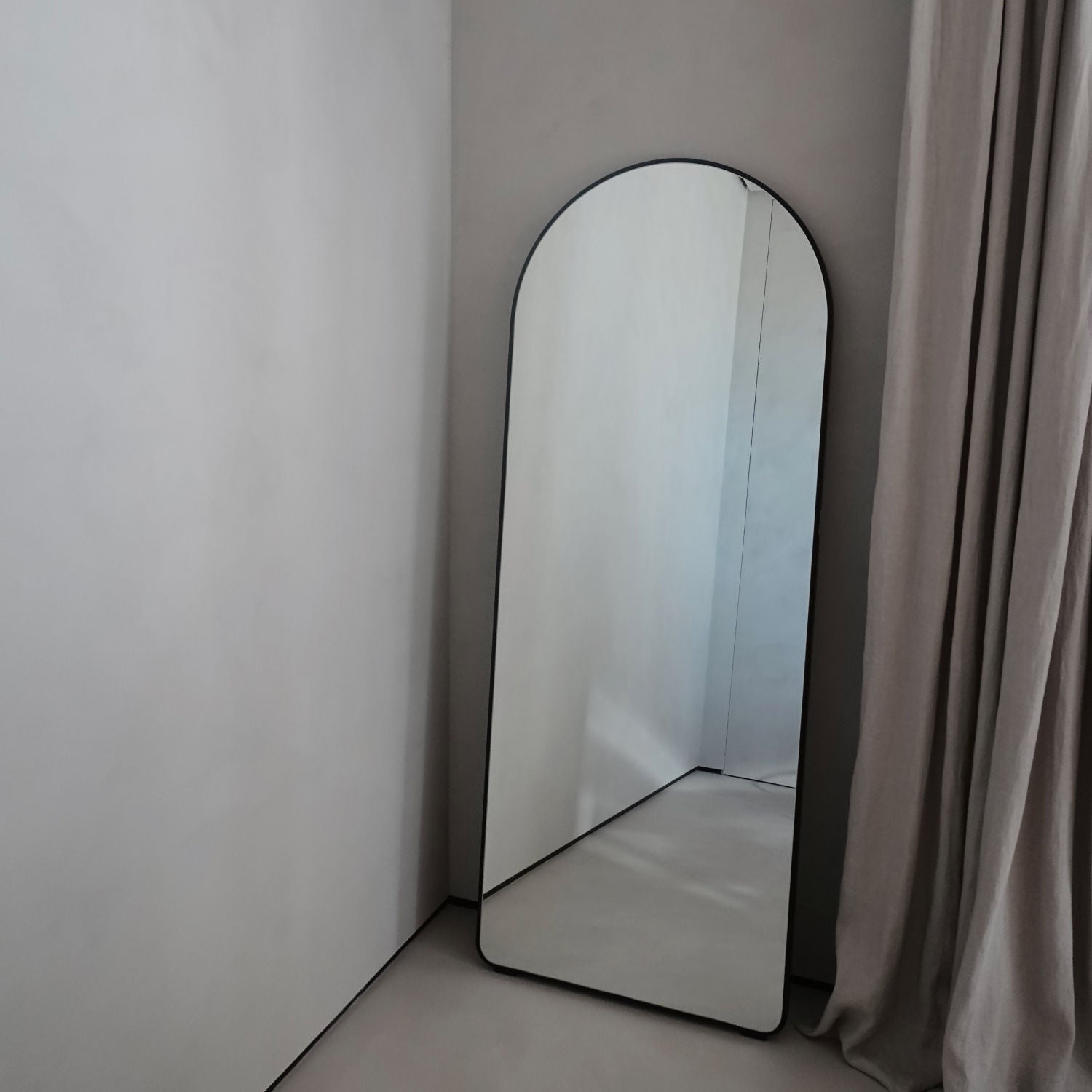 Loveself 01 - Full Length Arched Mirror