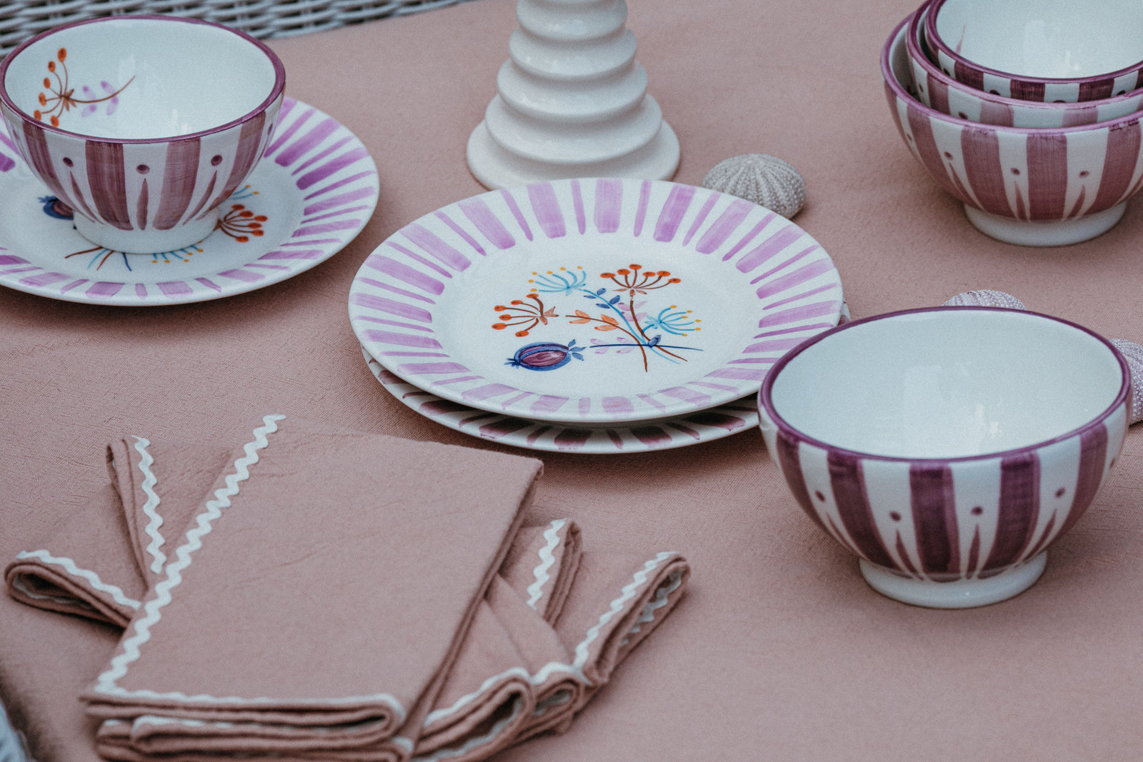 Lilac Dessert  Plate – The Portuguese Chitas