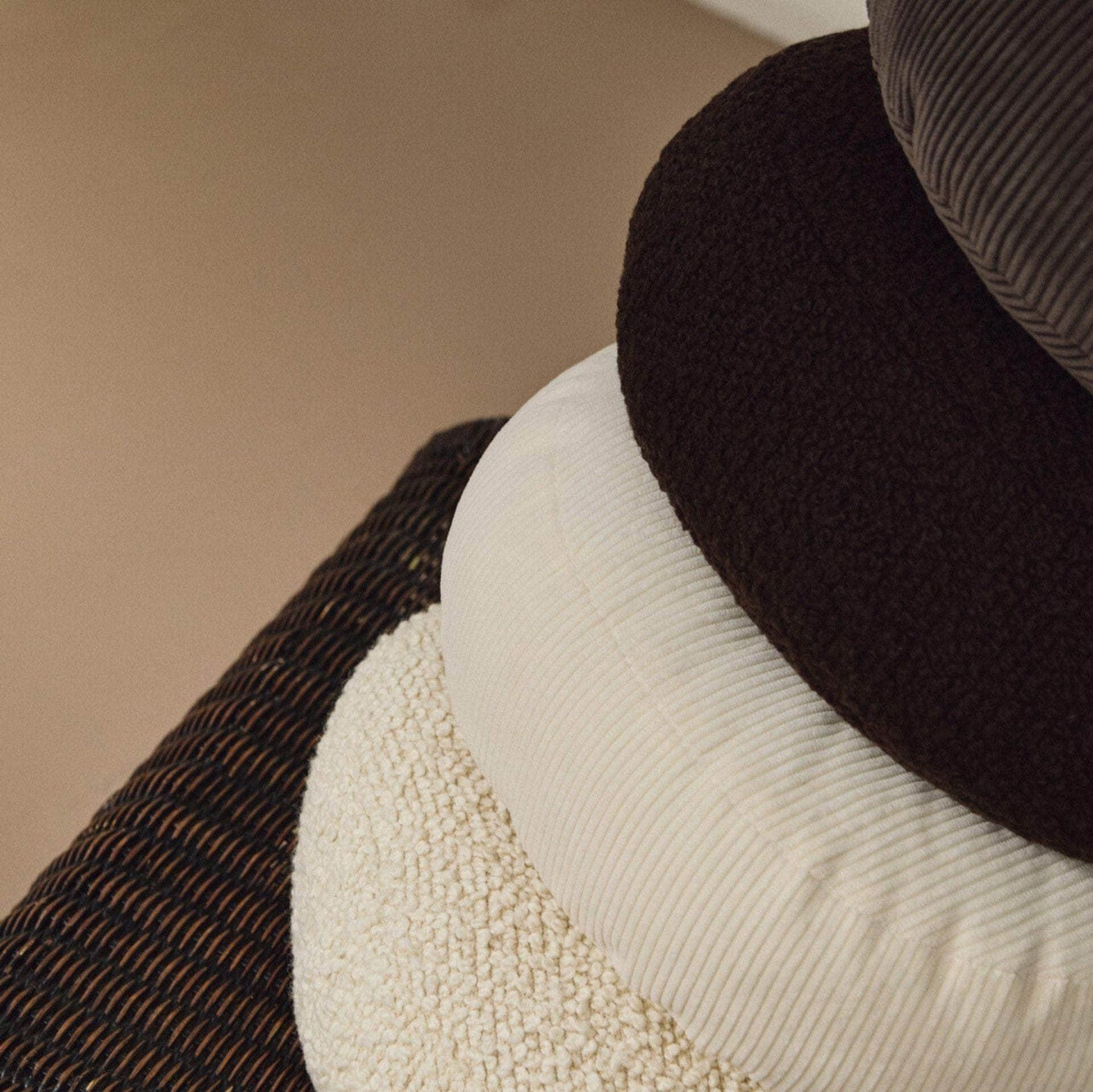 Le Rond - Wool Bouclé Cushion Chocolate