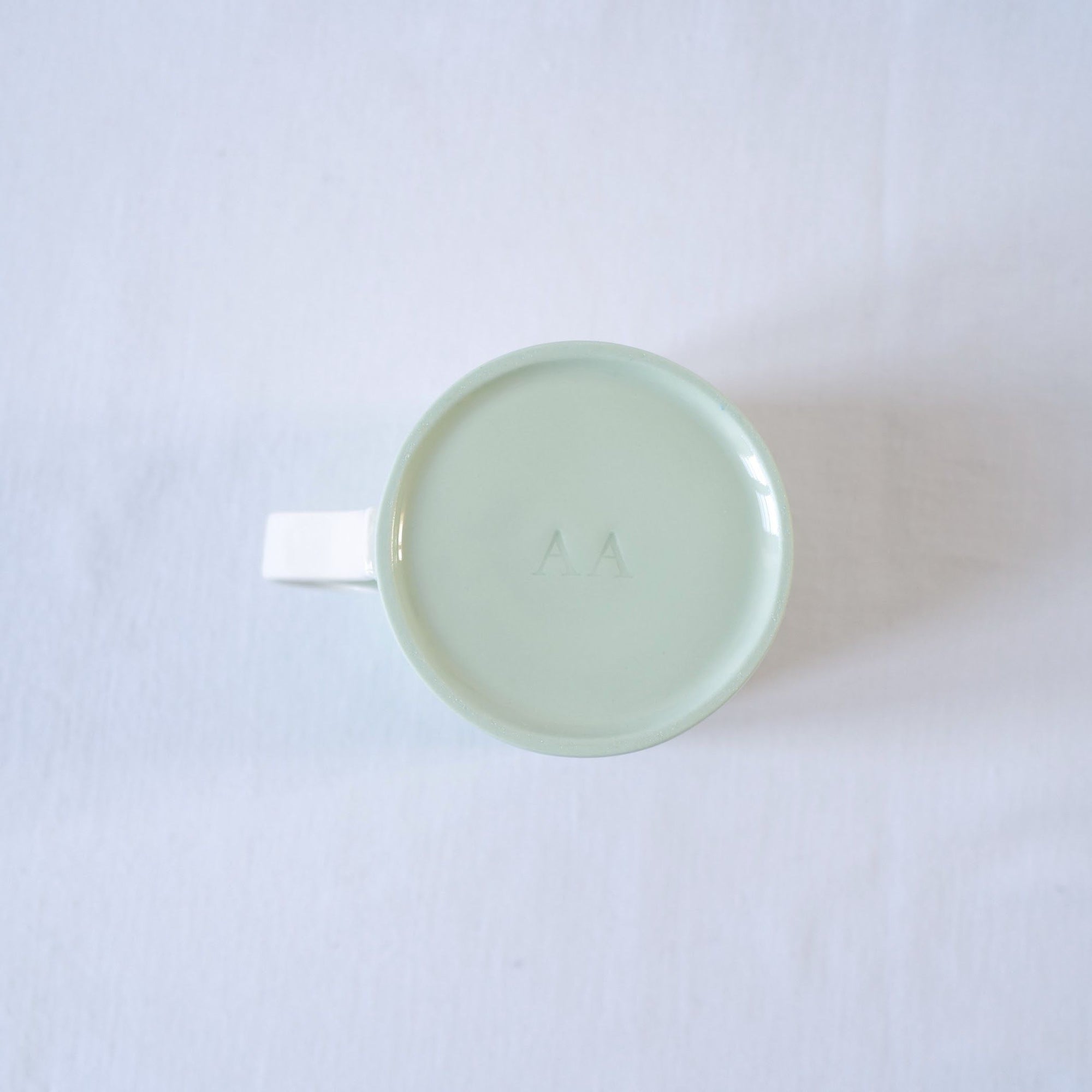 Medium Mug in Pale Green