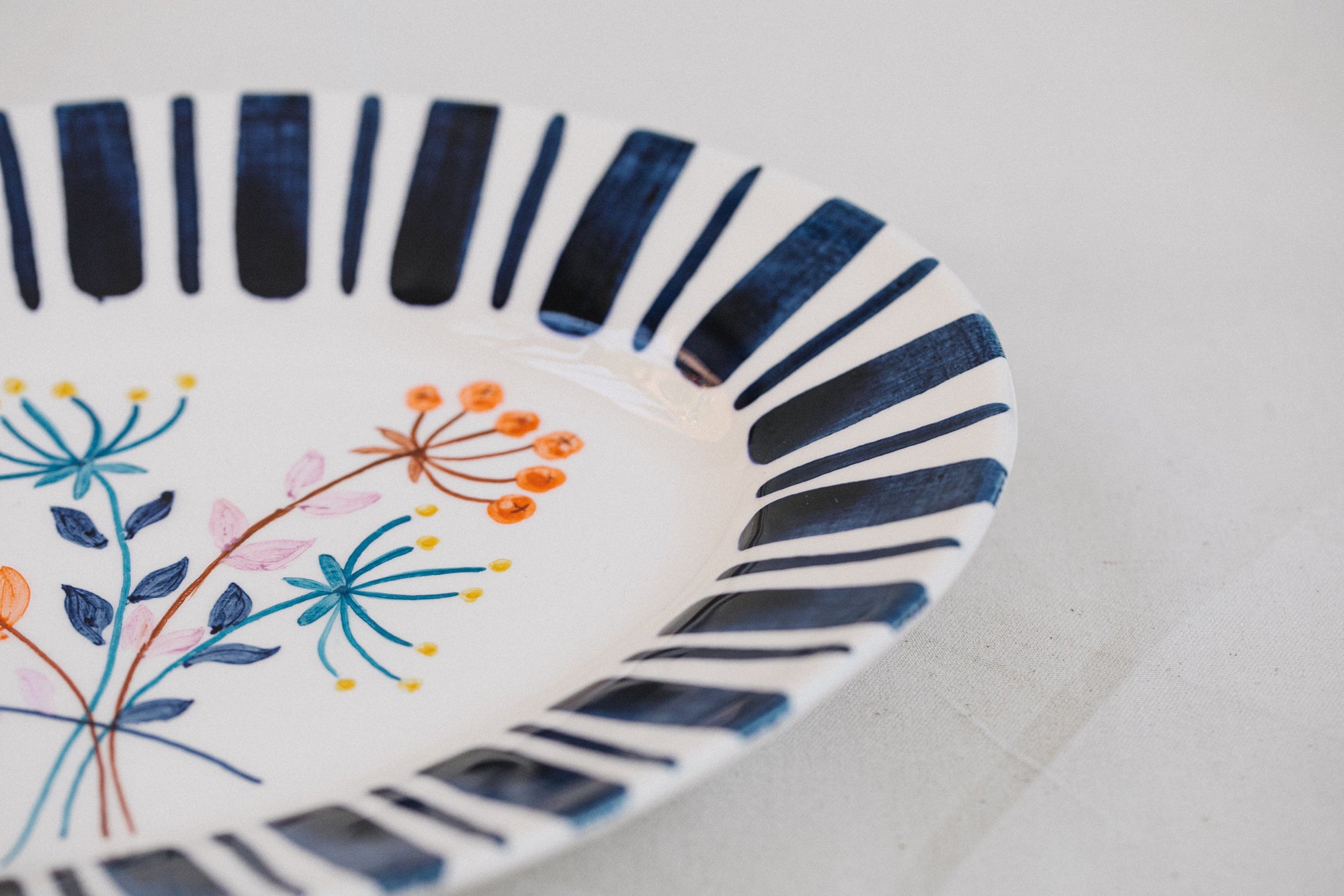 Deep Blue Serving Platter – The Portuguese Chitas