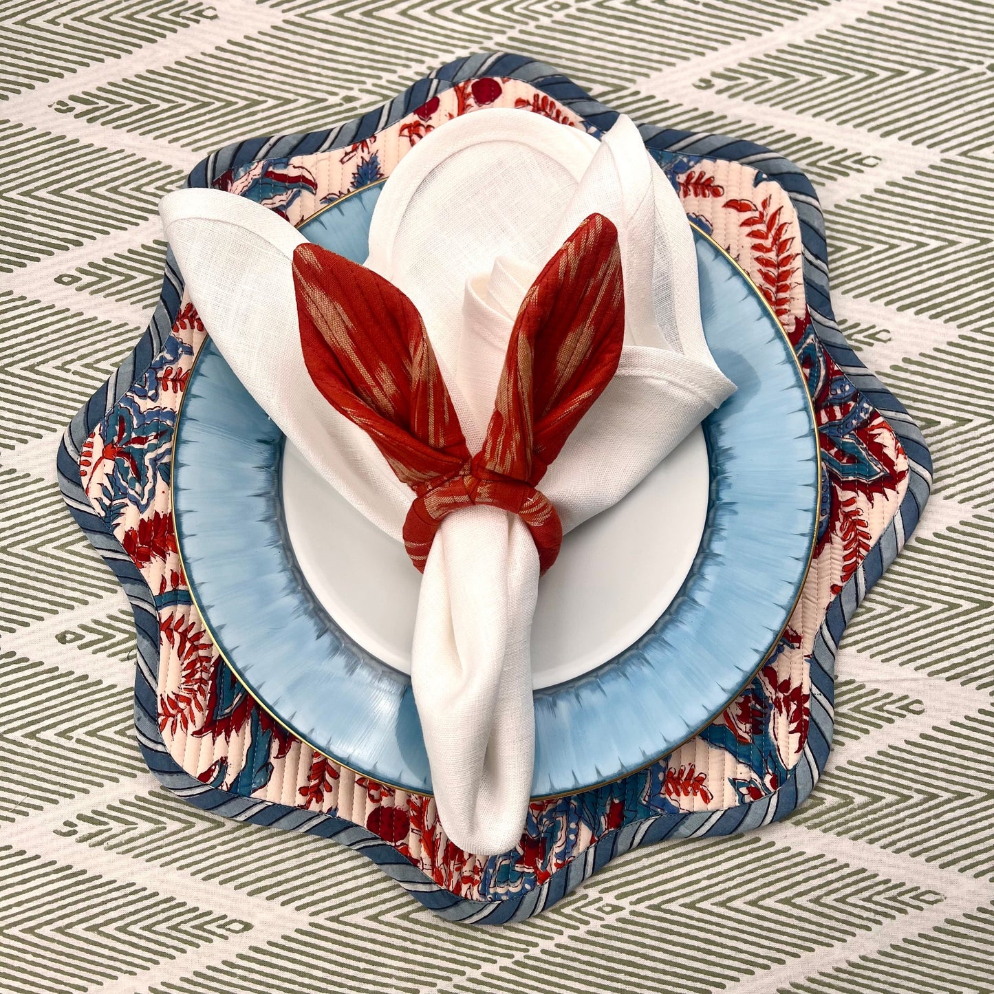 Quilted Scalloped Placemat - Blue & Red (Set of 2)