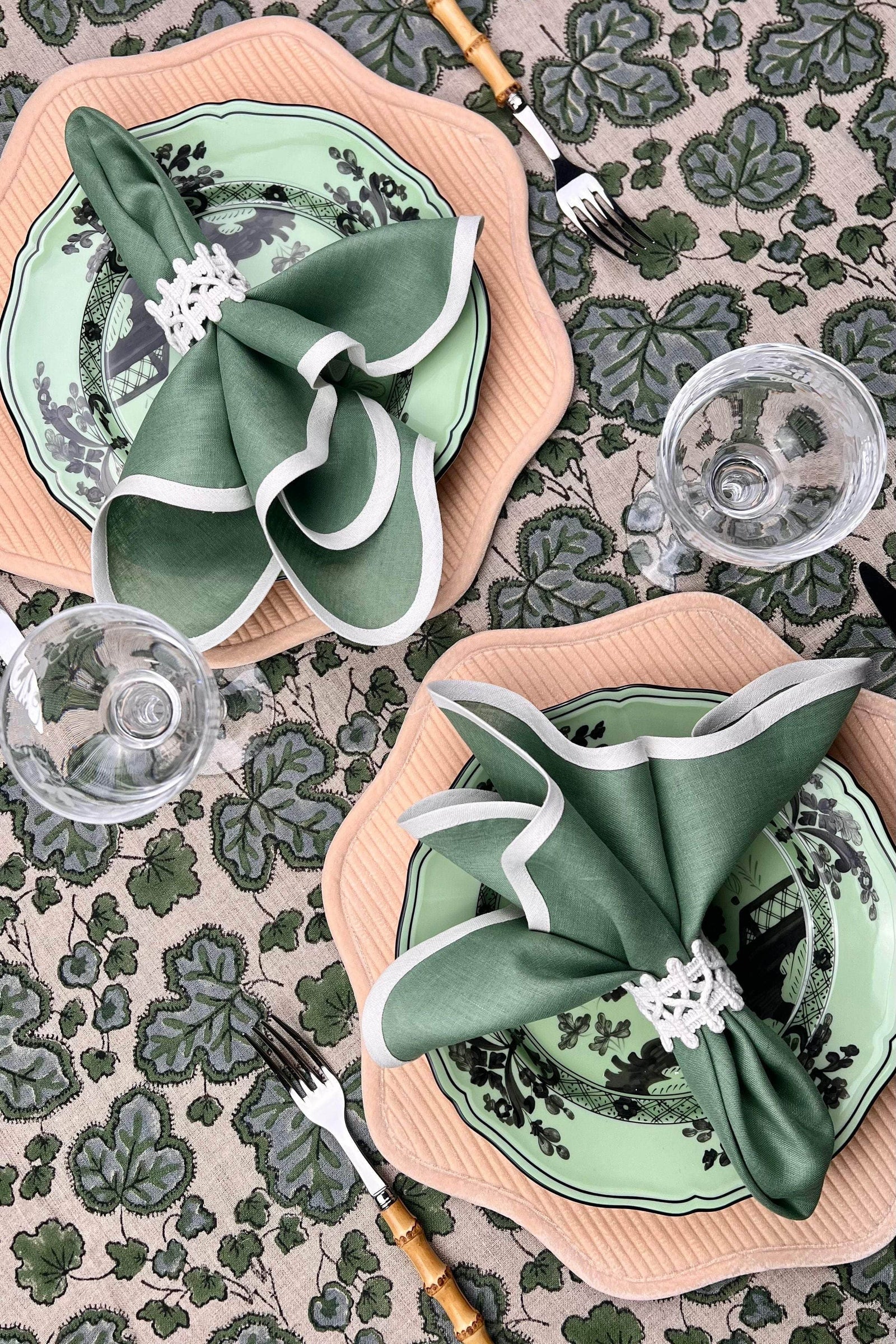 ‘The Figue Leaf’ Tablecloth