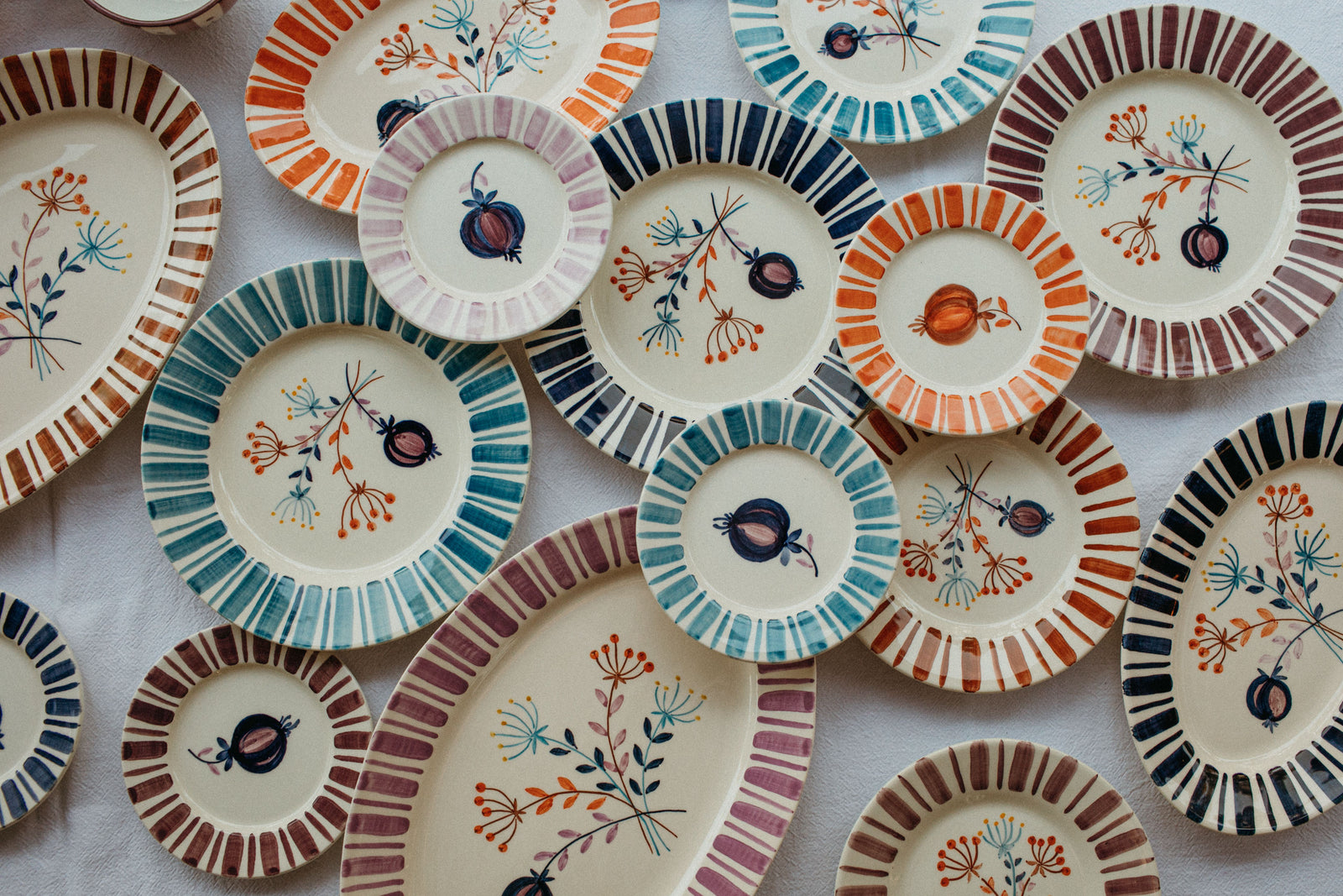 Deep Blue Dinner Plate – The Portuguese Chitas