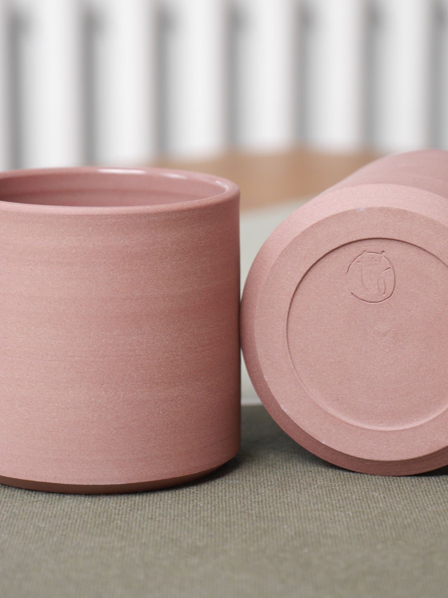 Tumbler, Damson