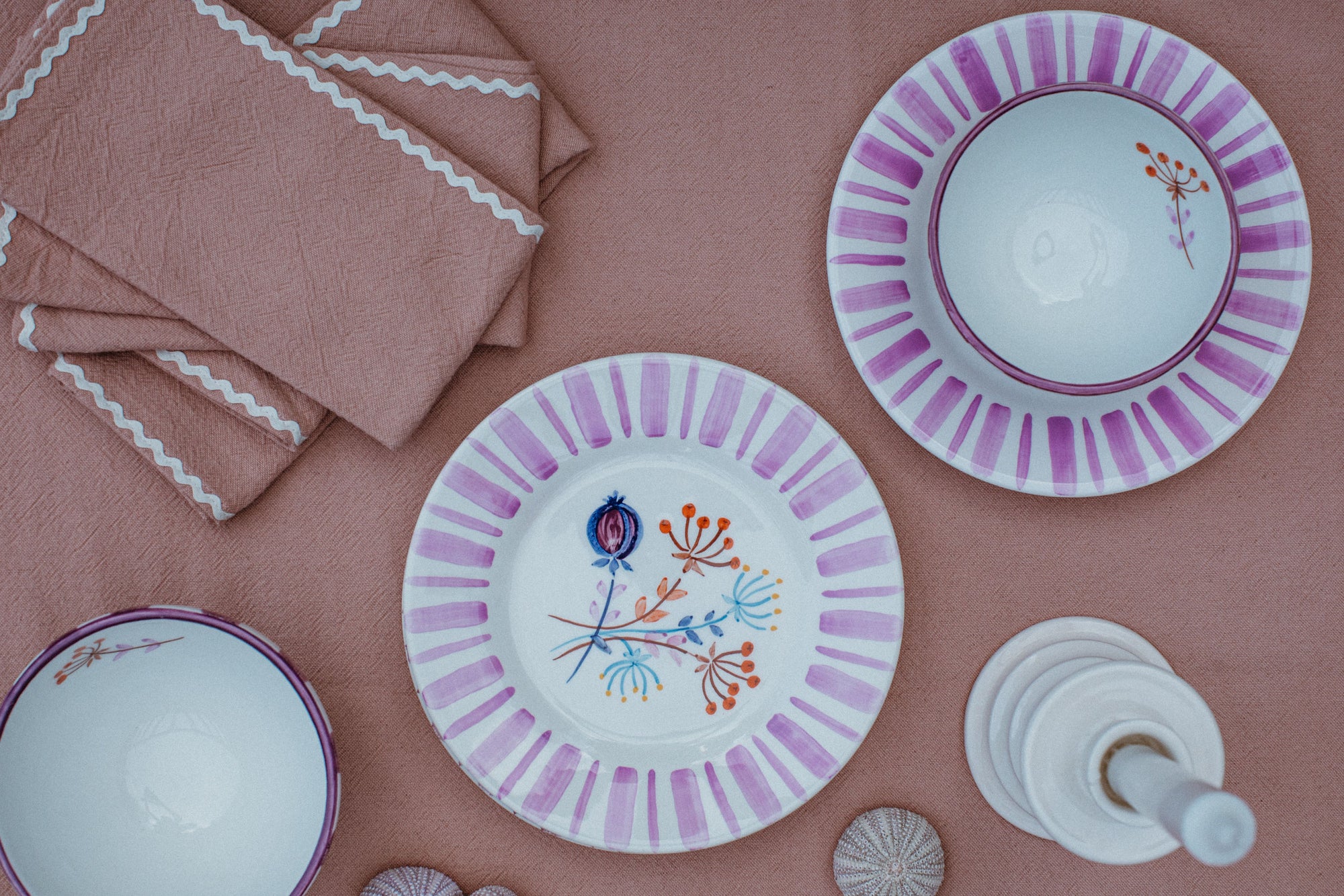 Lilac Dessert  Plate – The Portuguese Chitas