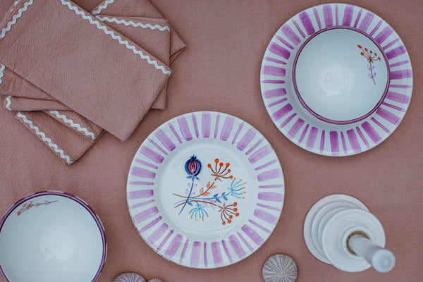 Lilac Dessert  Plate – The Portuguese Chitas