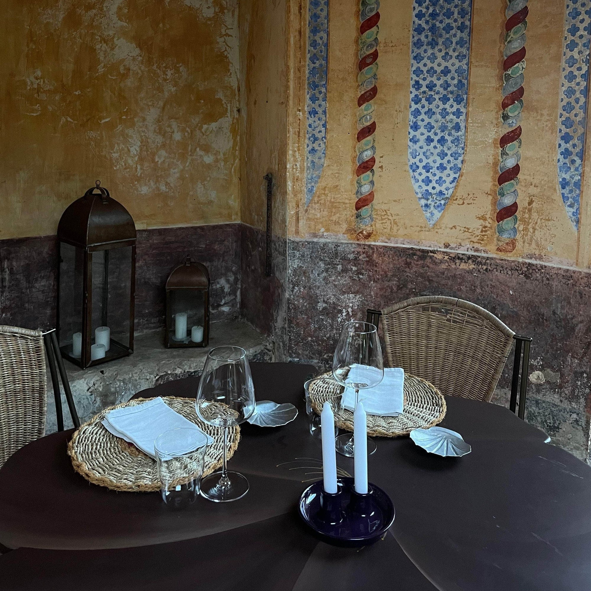 Medium Kaffe Haus Iron Lantern