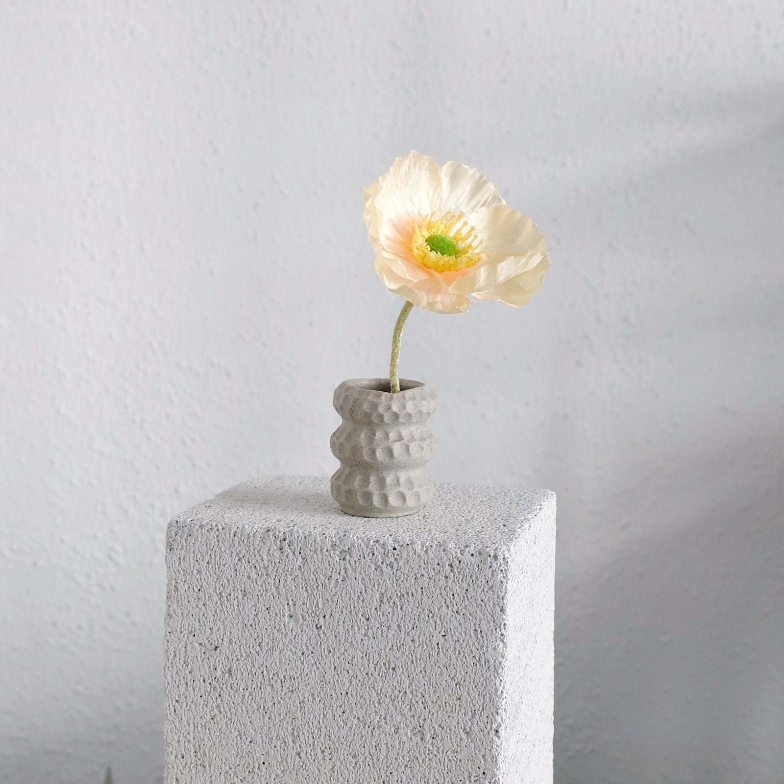 Hanna - Ceramic Mini Vase - Kufstein Wild Clay