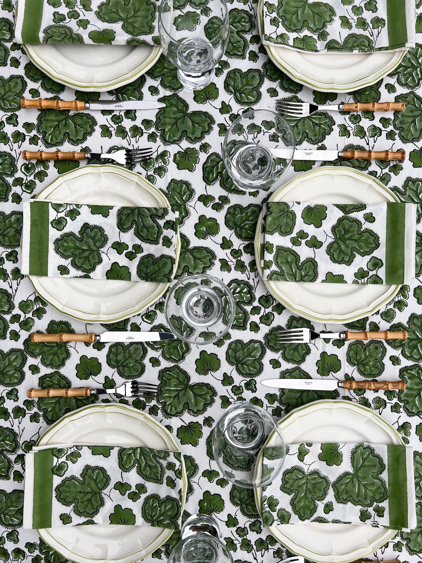 ’The Figue Leaf’ Tablecloth - Swedish Green