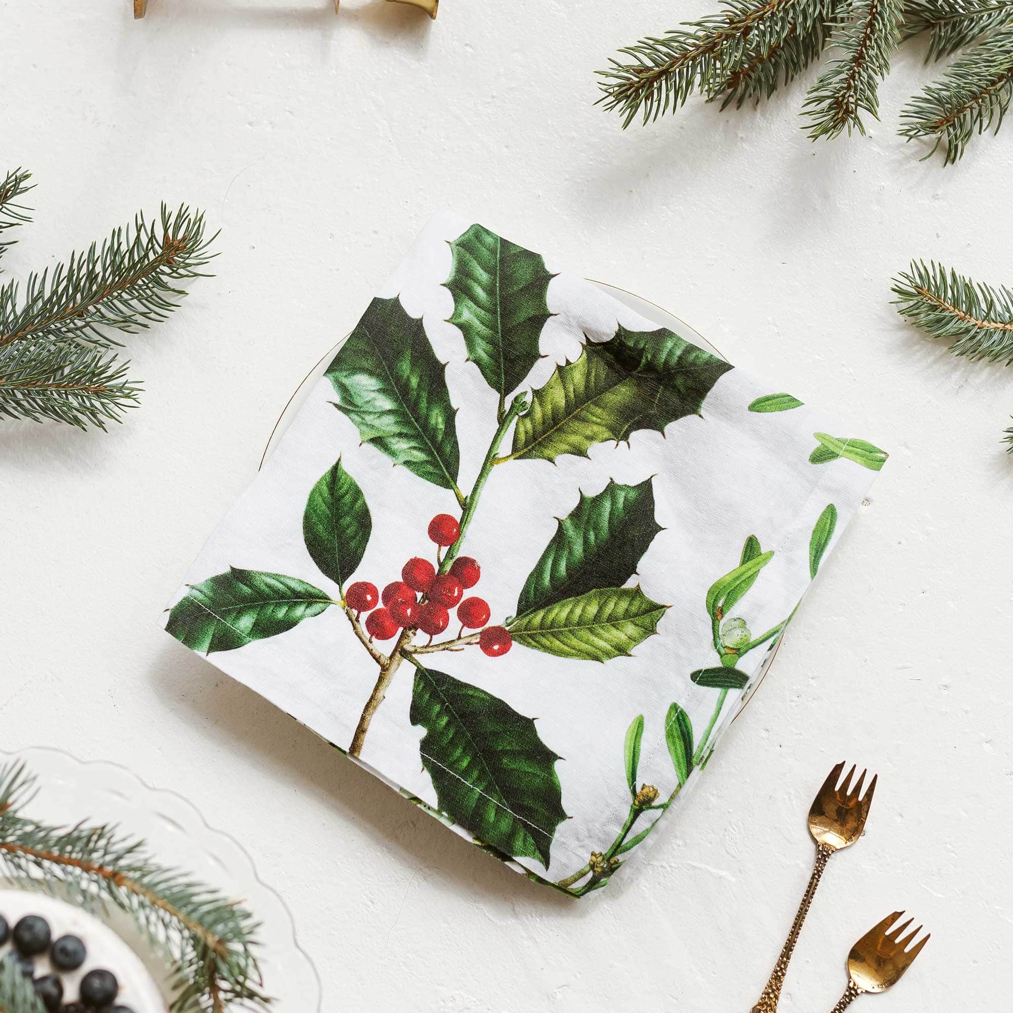 Linen Napkins HOLLY & MISTLETOE Set of 6 White