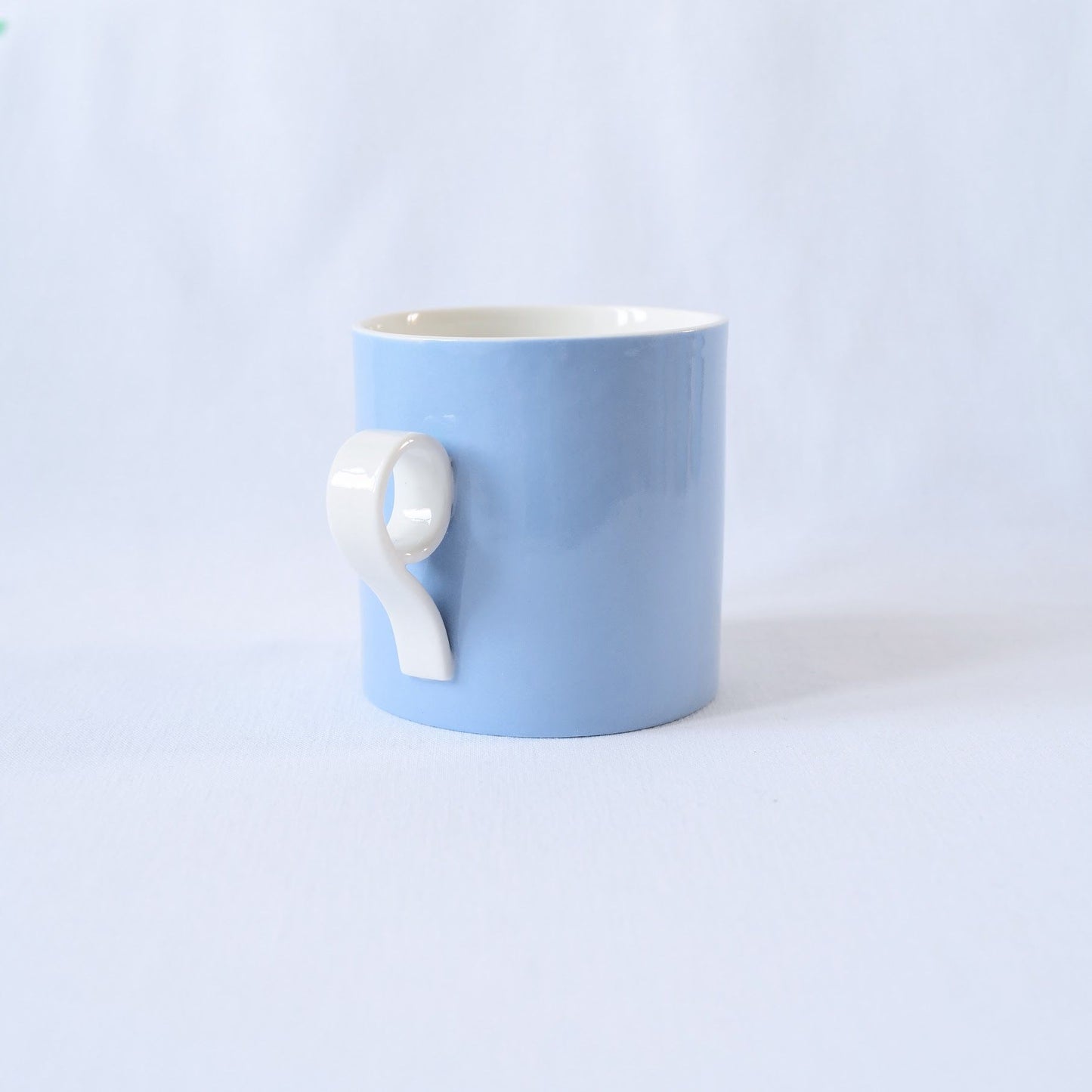 Large Mug in Cornflower - Loop Handle