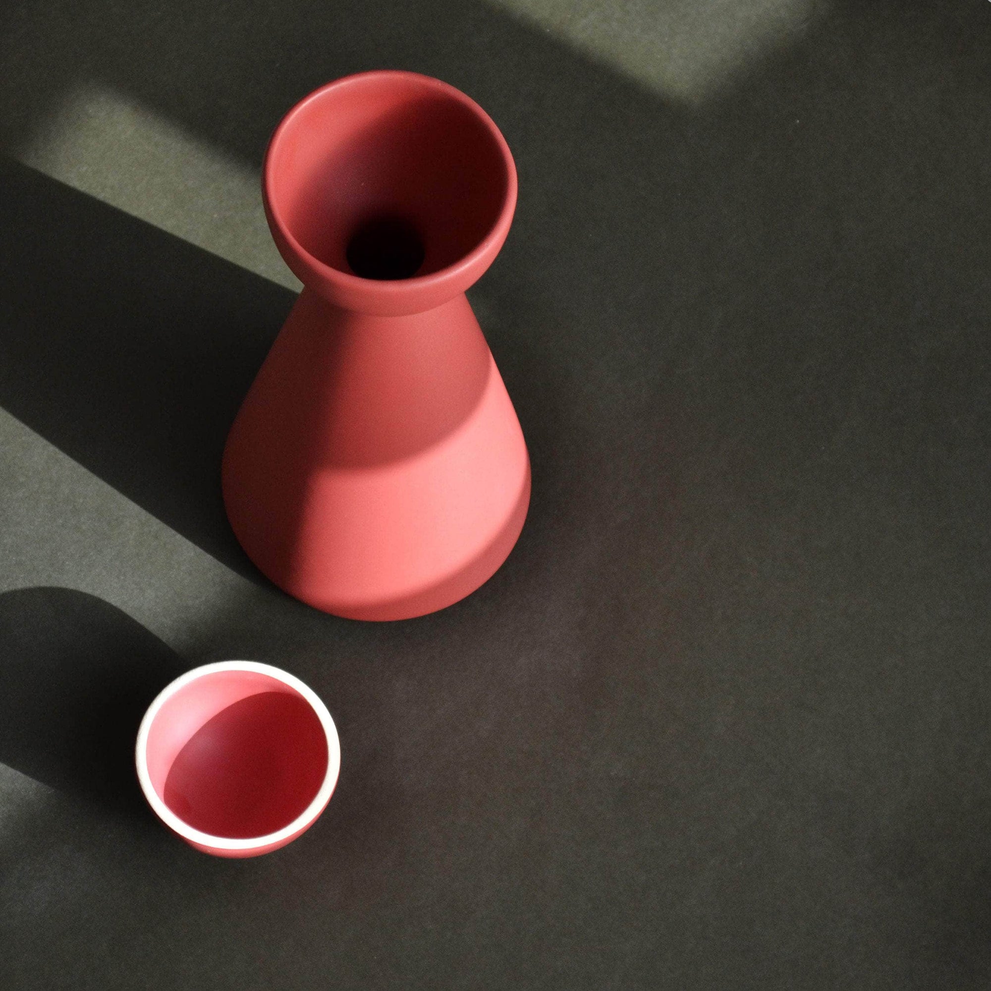 Half Moon Carafe With 2 Cups, Red