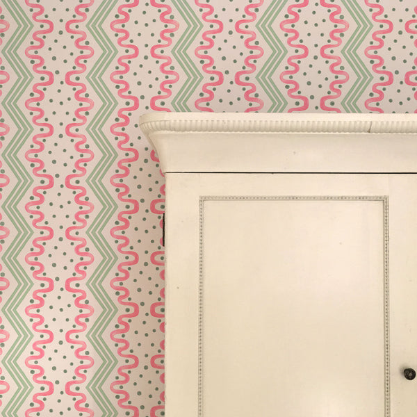 Madame Ziggle Wallpaper - Pink and Green