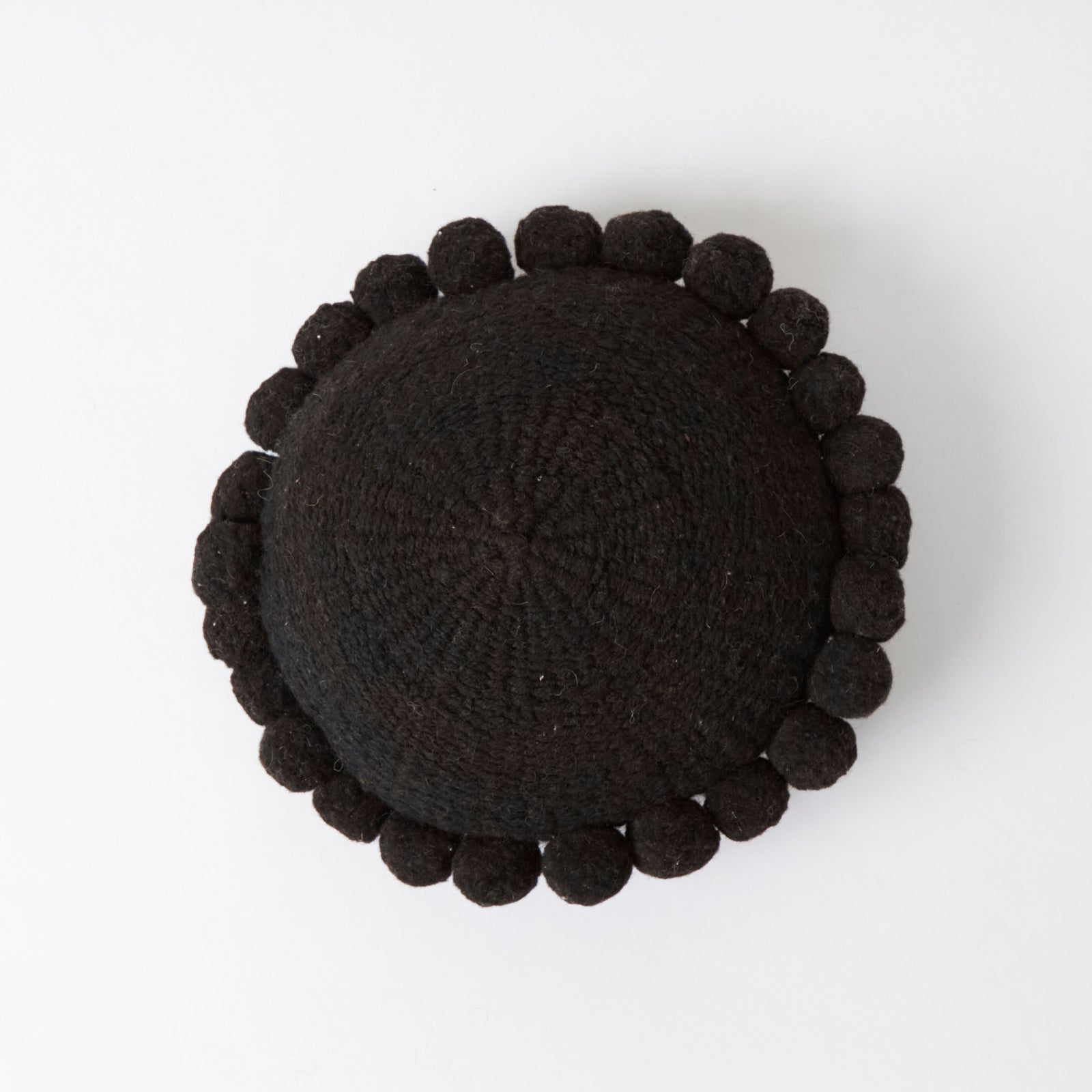 Valle Pom Pom Cushion / Medium