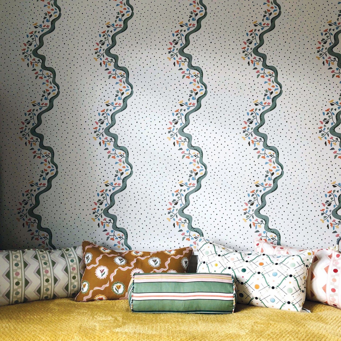 Chintz Caroline Wallpaper - Green