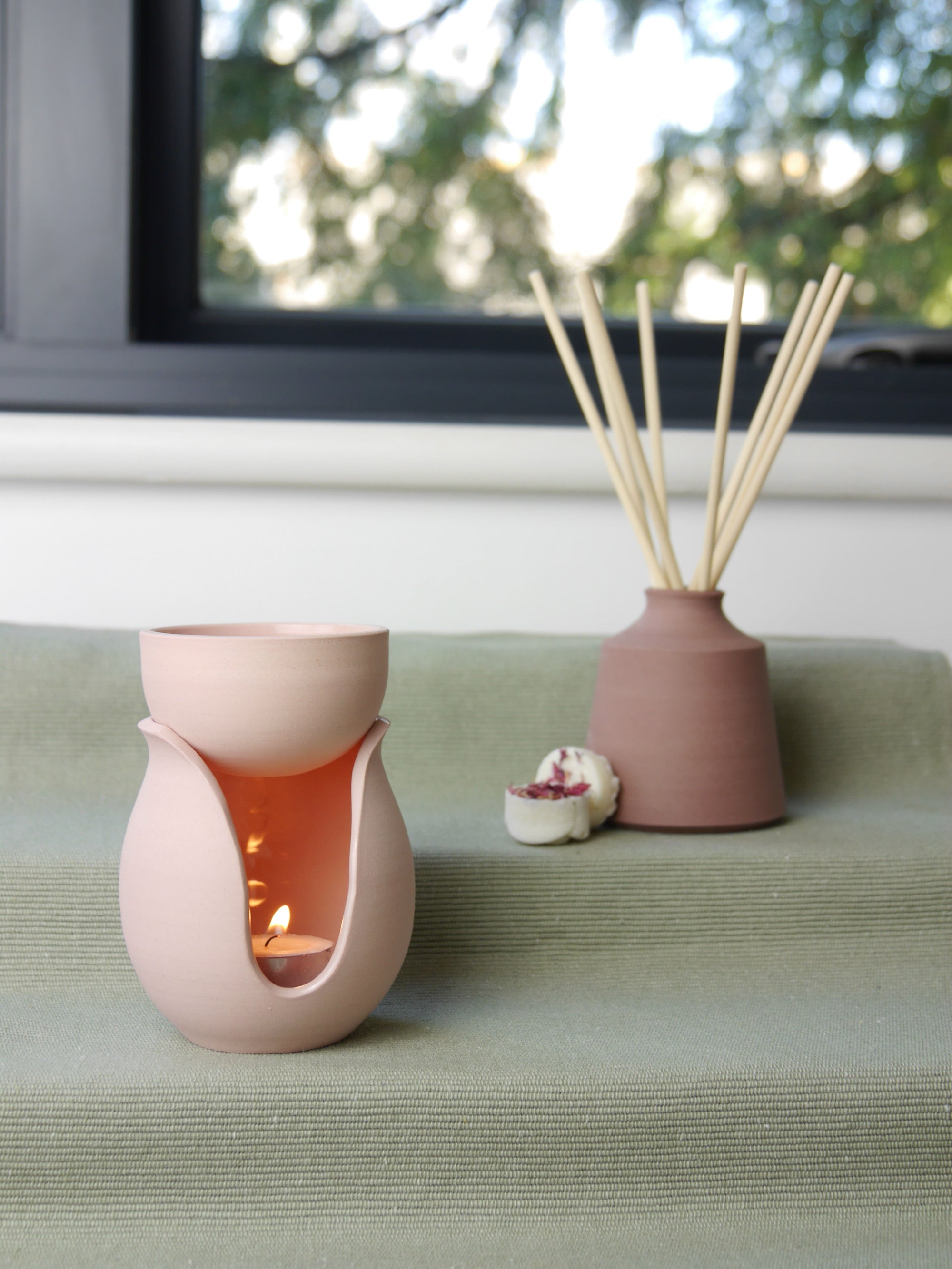 Oil Burner, Blush