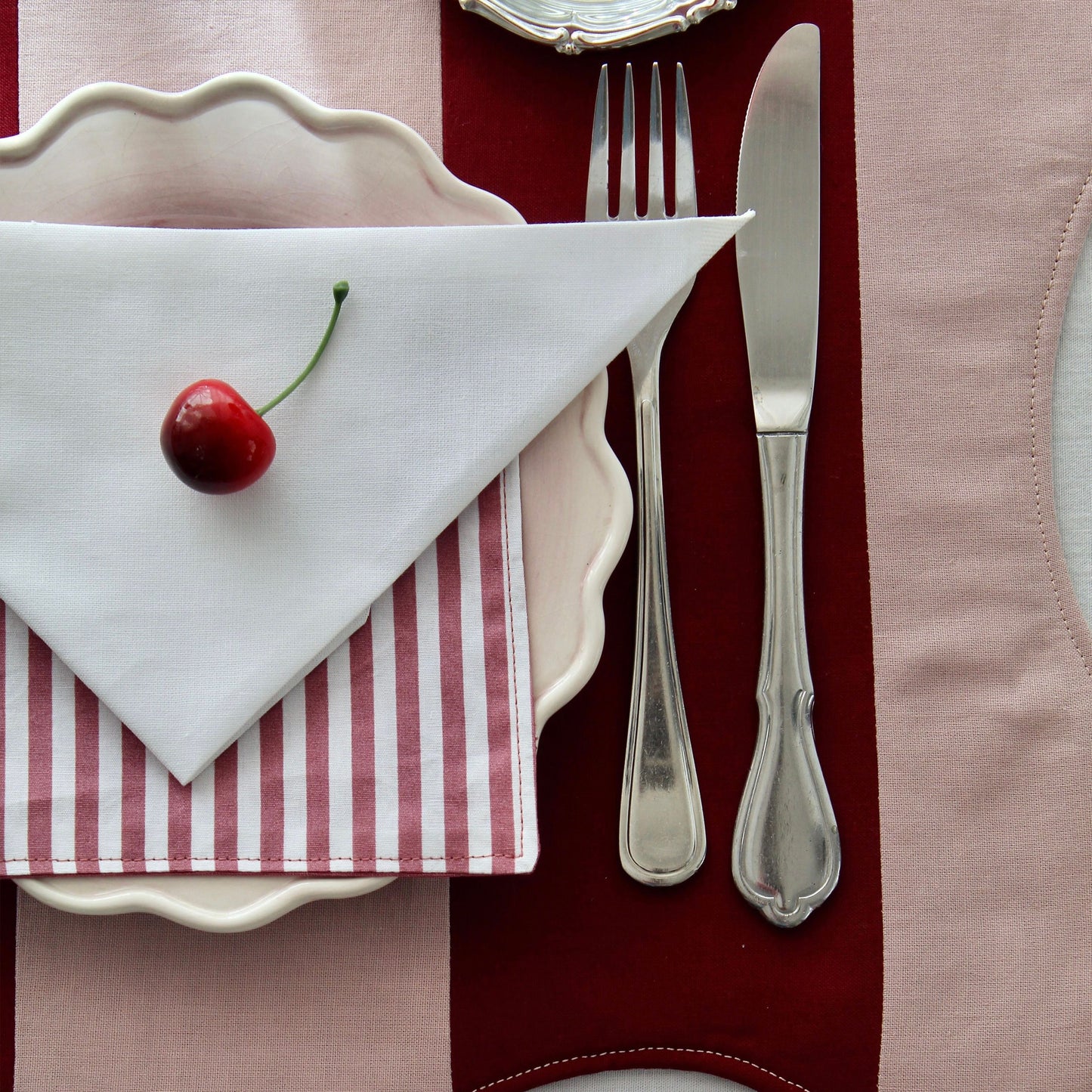 La Belle Vie Cerise Placemat