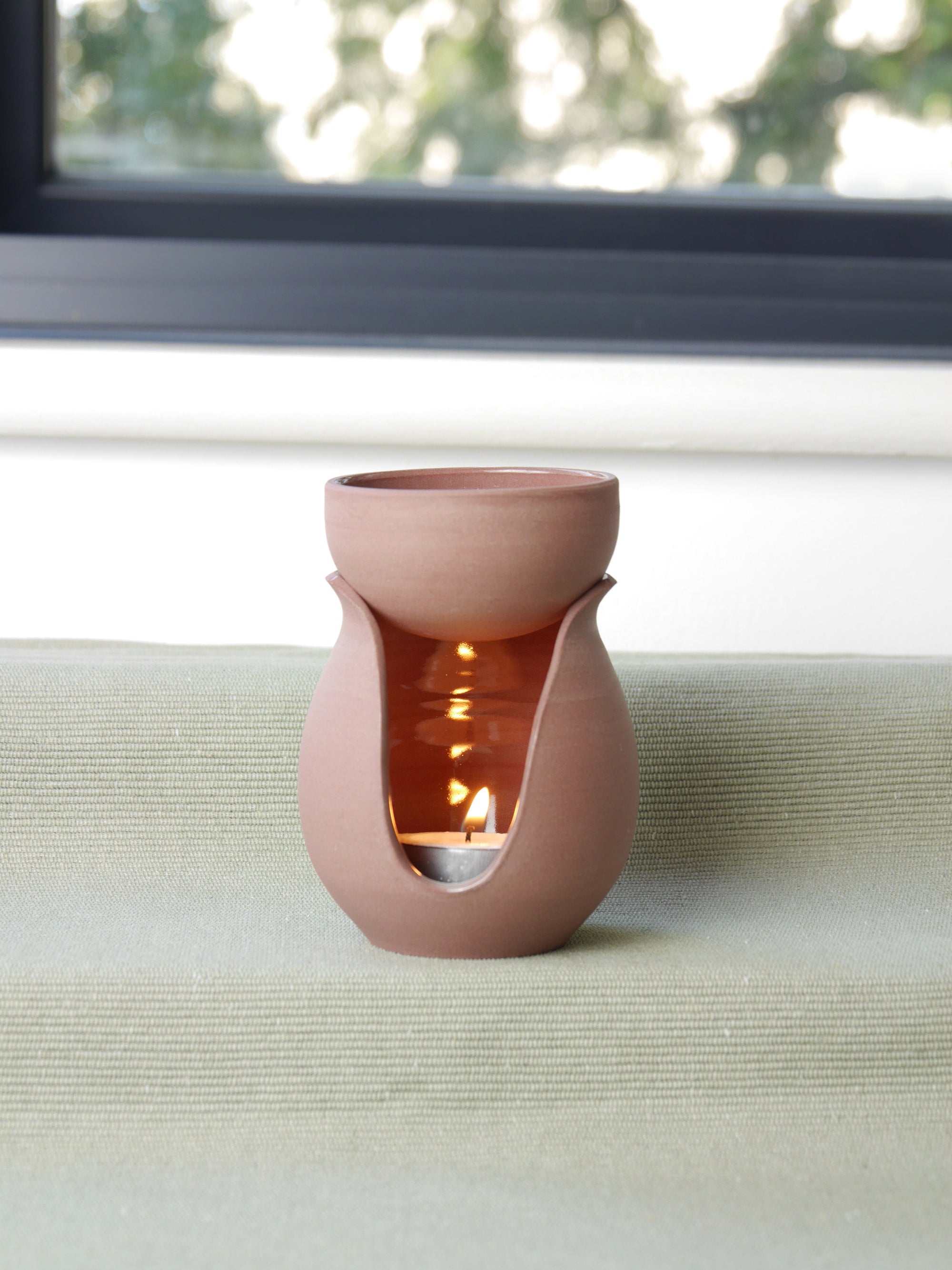Oil Burner, Damson
