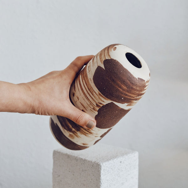 Eliana -  Ceramic Vase - Vorarlberger Wild Clay - 1