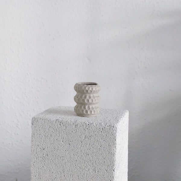 Hanna - Ceramic Mini Vase - Kufstein Wild Clay