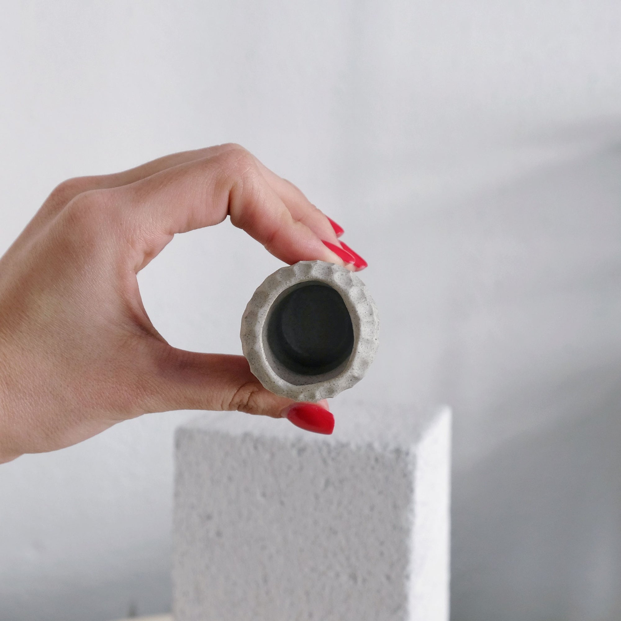 Hanna - Ceramic Mini Vase - Kufstein Wild Clay