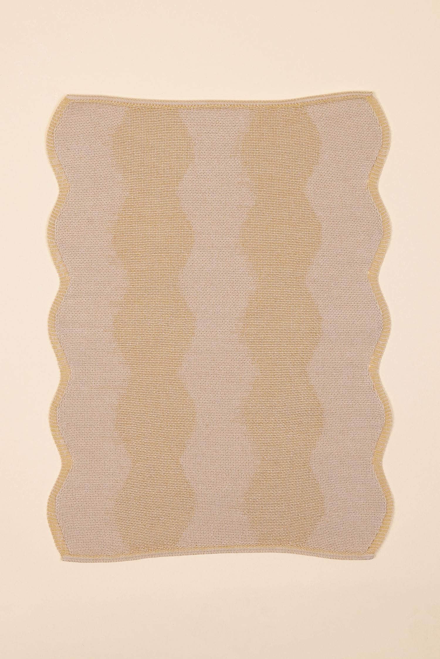 Knitted Wavy Placemat