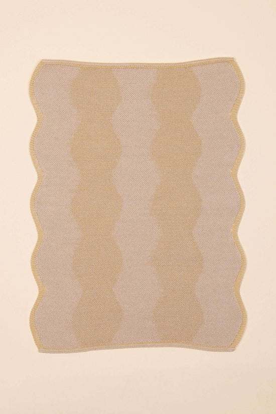 Knitted Wavy Placemat