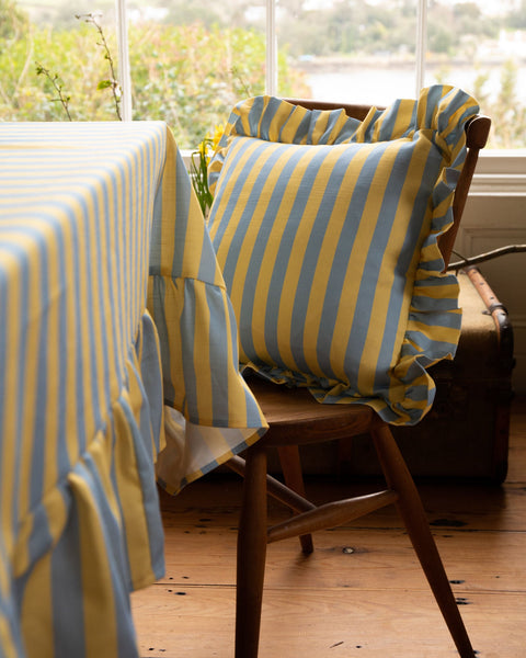 Linen Ruffle Cushion in Trianon
