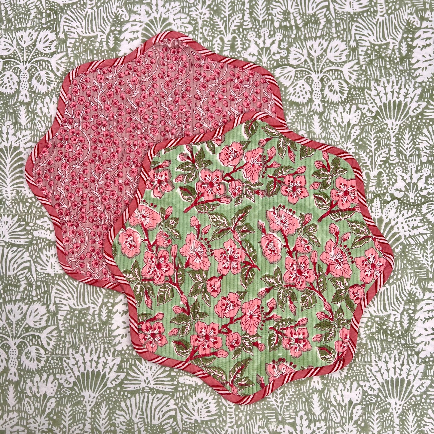 ‘The Breakfast’ Placemat - Scallop - Block Print