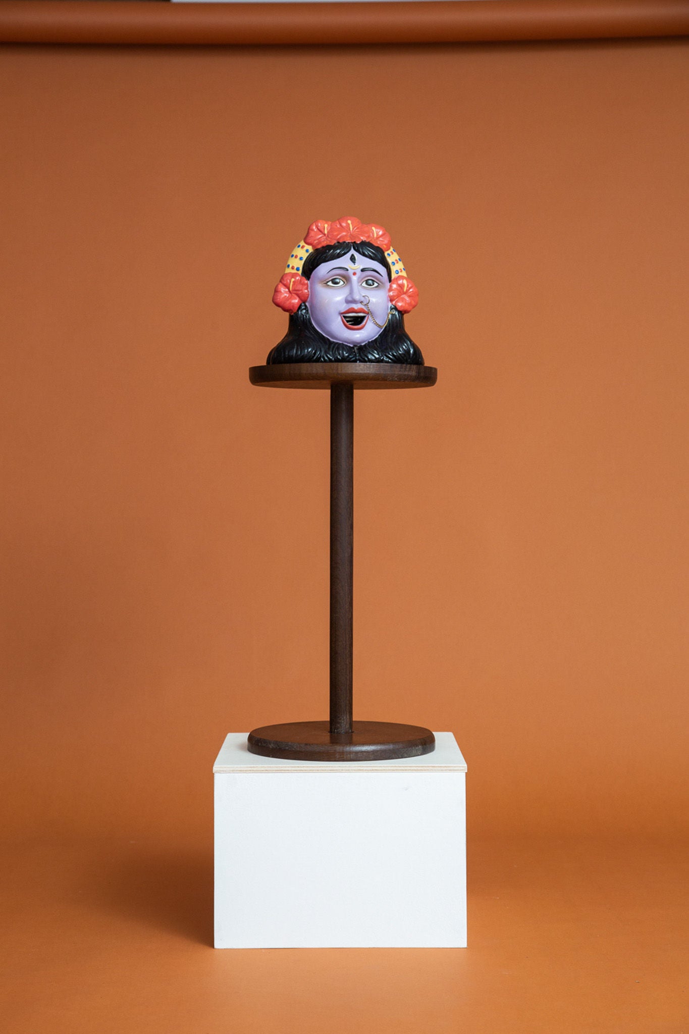 Brown Circulo Side Table