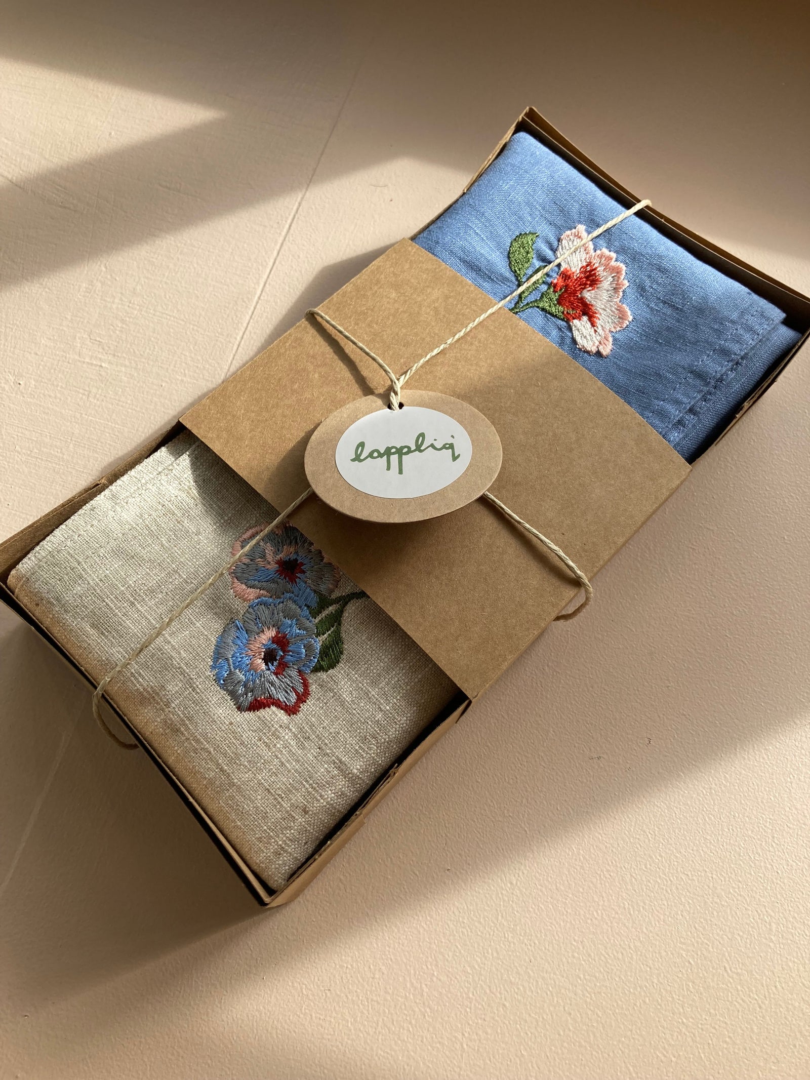 Rosa Linen Napkins (set of 4)