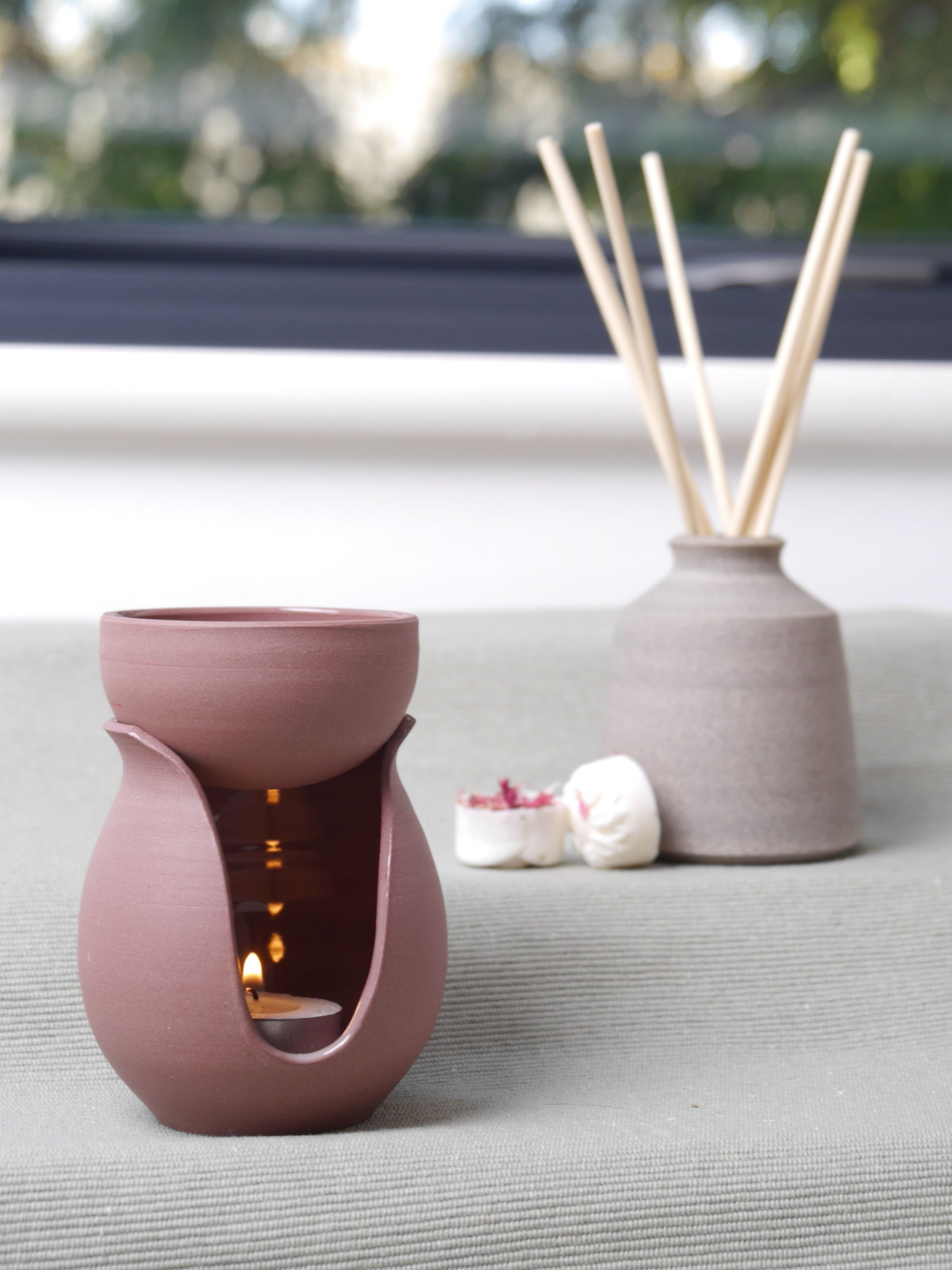 Oil Burner, Damson