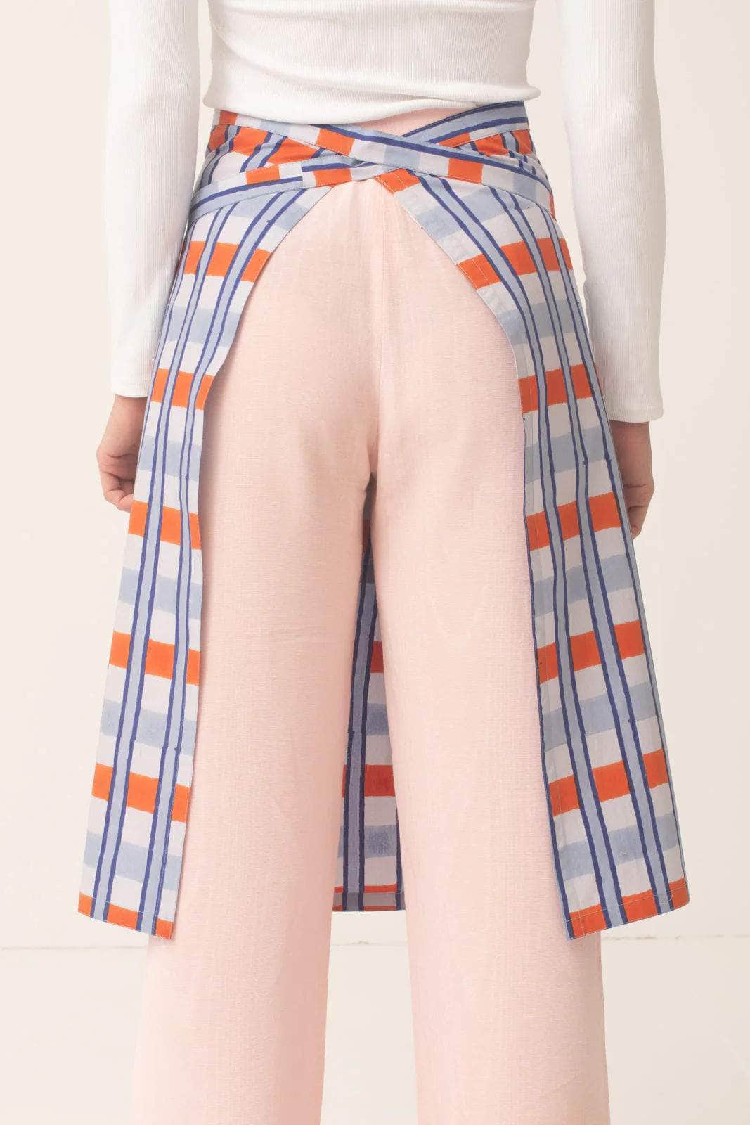 Laizé Apron