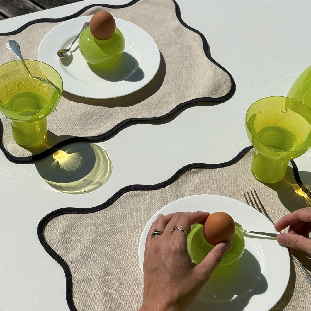 BOUNCE Egg Cup Green